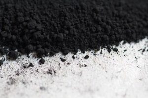 polvere nero carbone